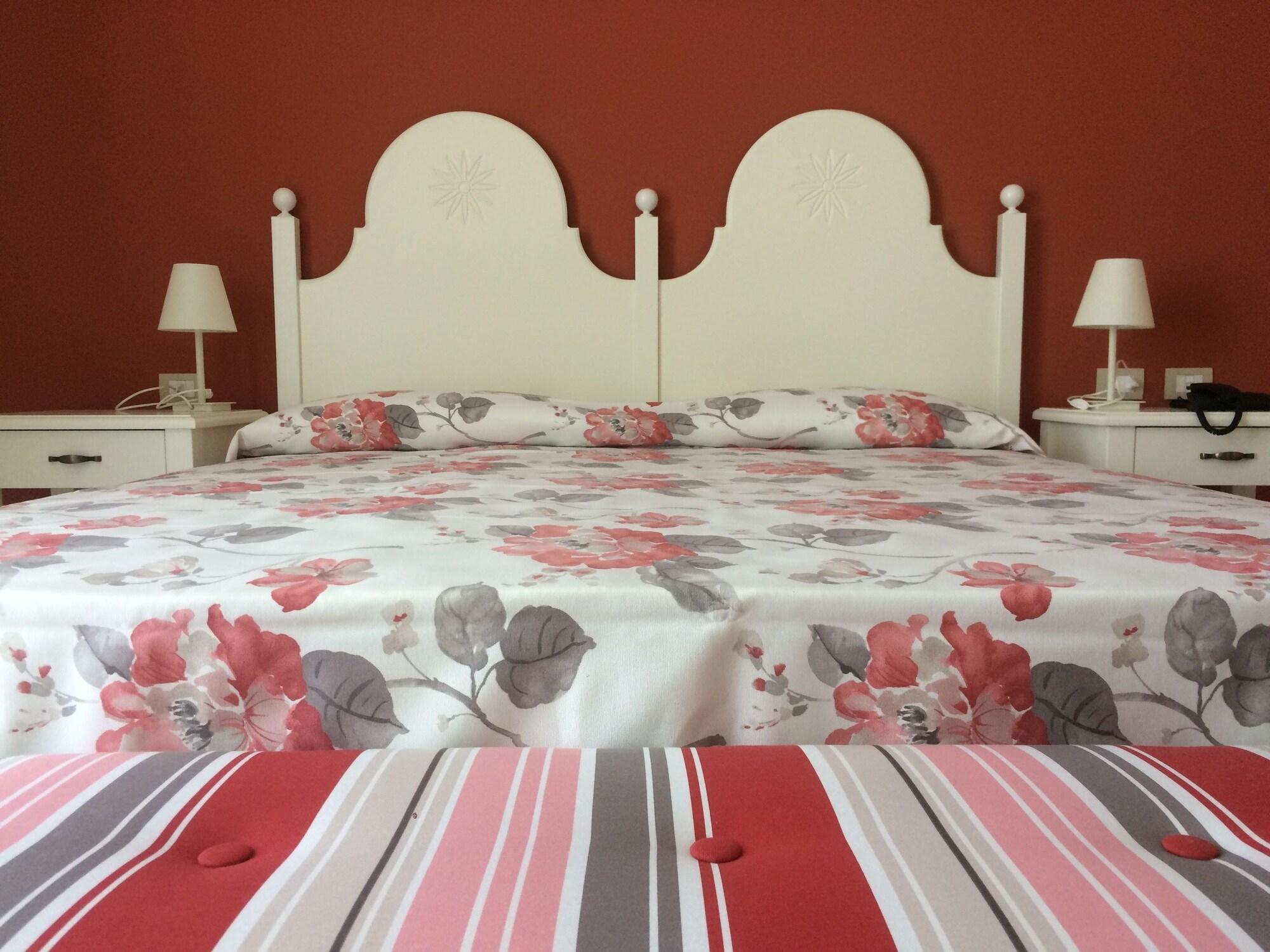 Hotel Danieli ปอซซัลโล ภายนอก รูปภาพ