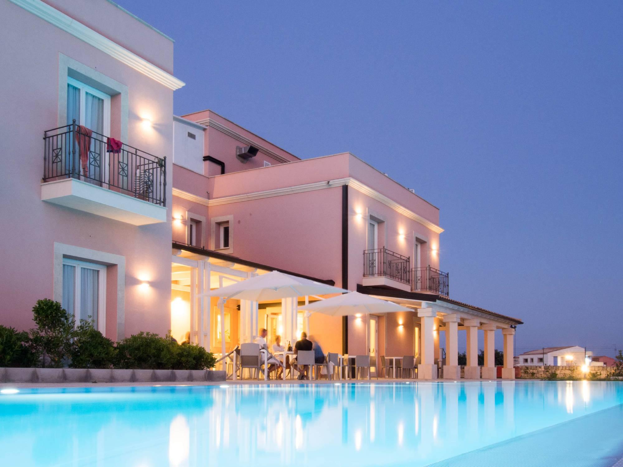 Hotel Danieli ปอซซัลโล ภายนอก รูปภาพ