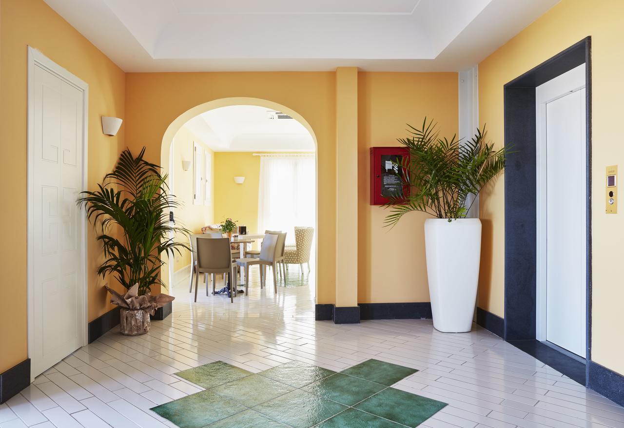 Hotel Danieli ปอซซัลโล ภายนอก รูปภาพ