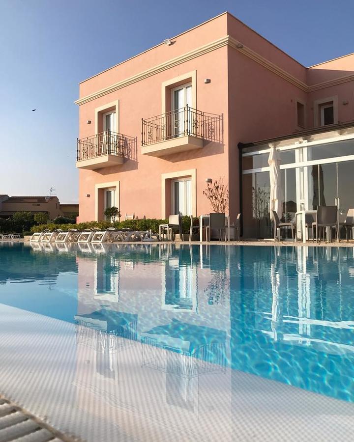 Hotel Danieli ปอซซัลโล ภายนอก รูปภาพ